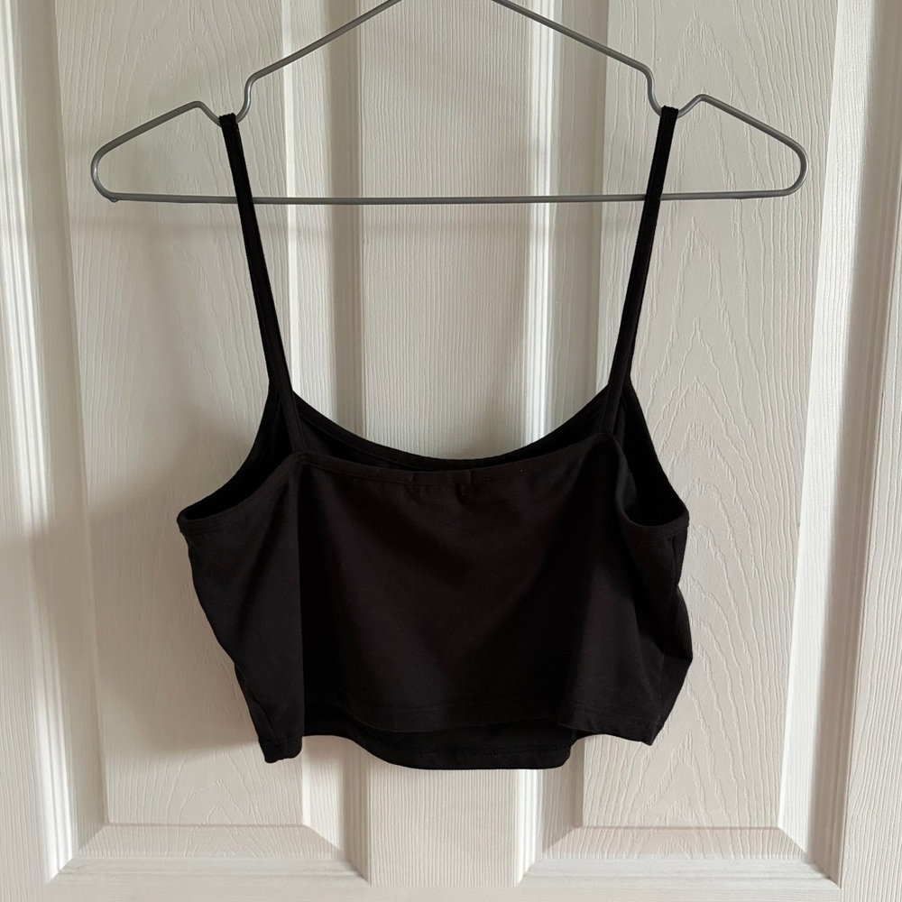 Cropped Tank Top - Picture 3 of 3